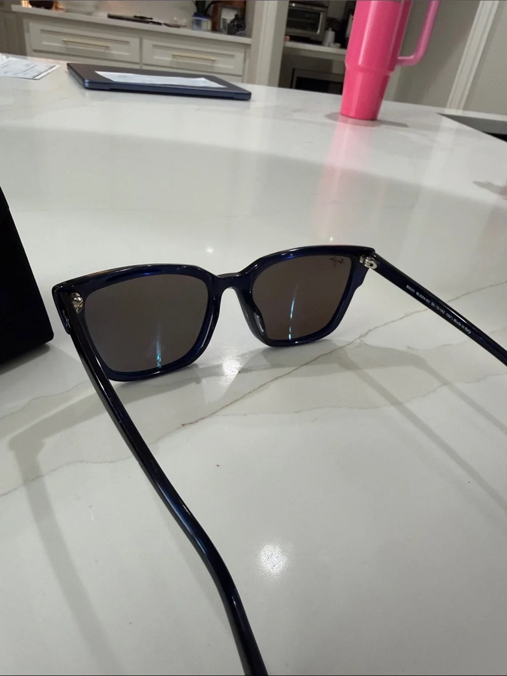 Maui Jim stylish navy